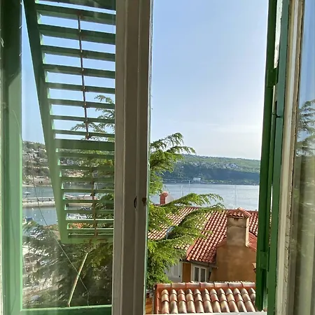 10 M From The Sea Abbazia